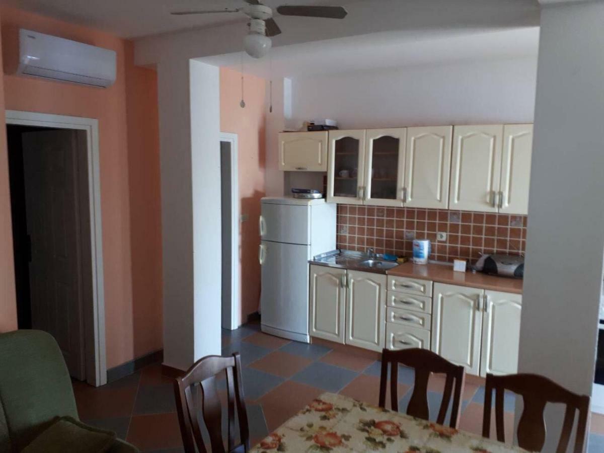 Apartments Horvat On Island Pag Влашичи Экстерьер фото