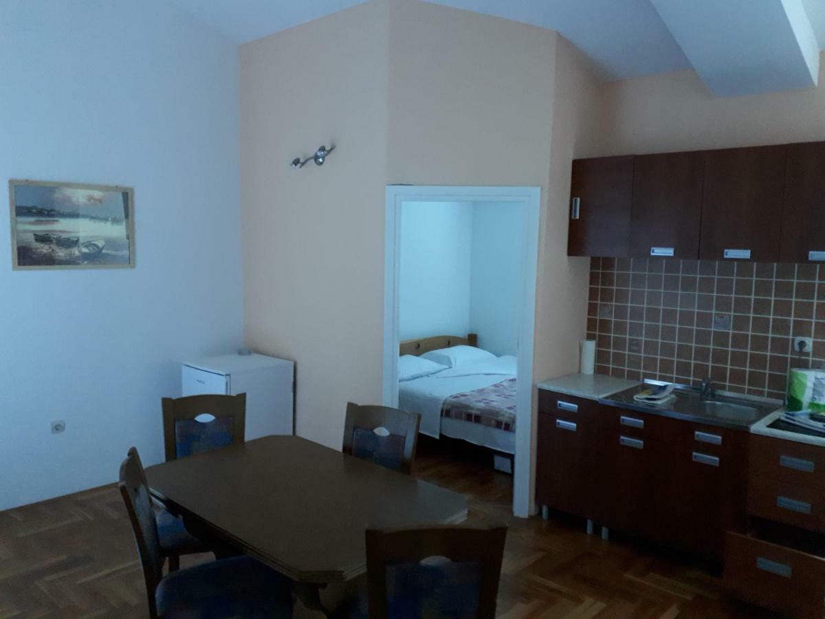 Apartments Horvat On Island Pag Влашичи Экстерьер фото